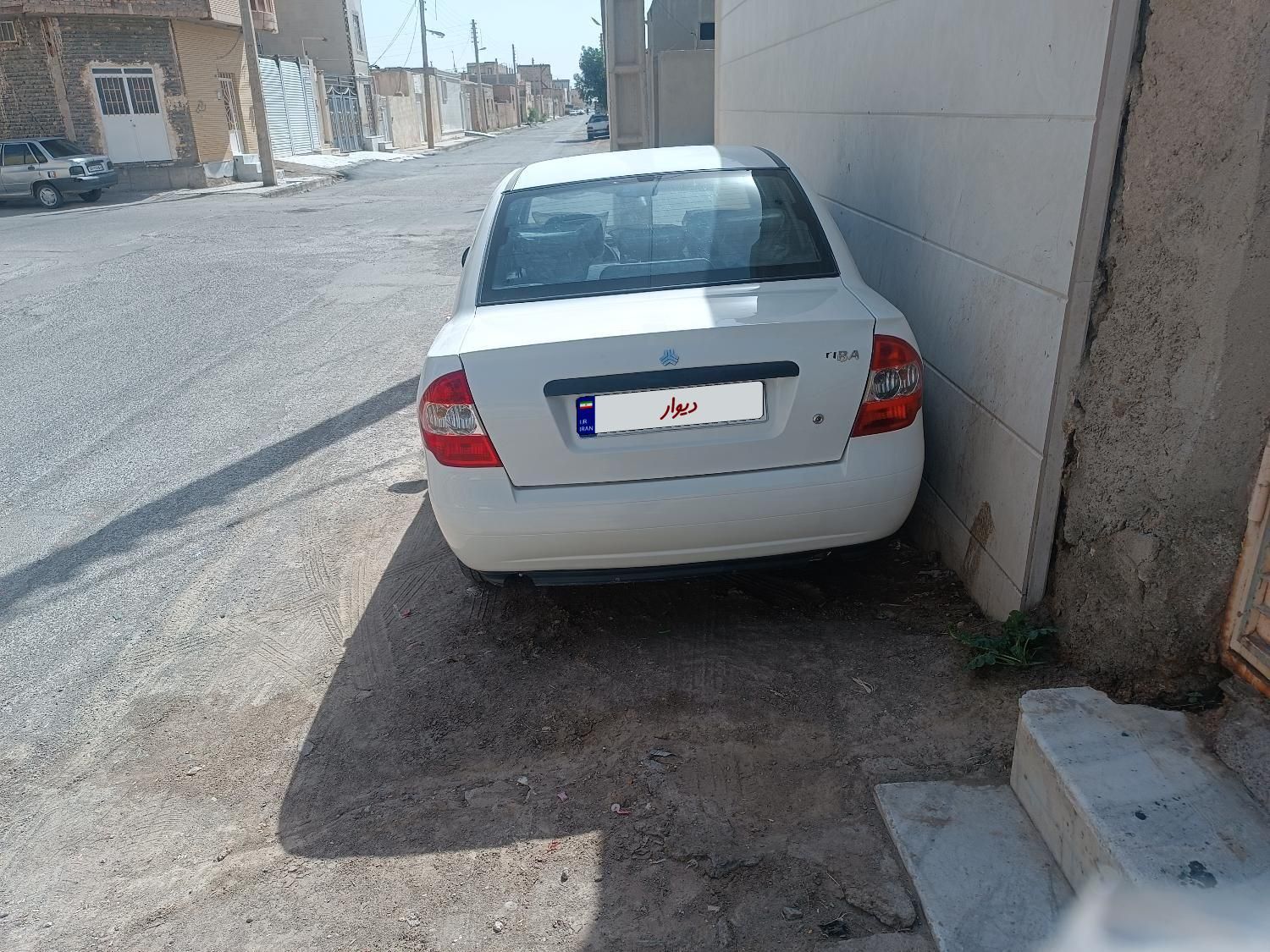 تیبا صندوق دار SX - 1400