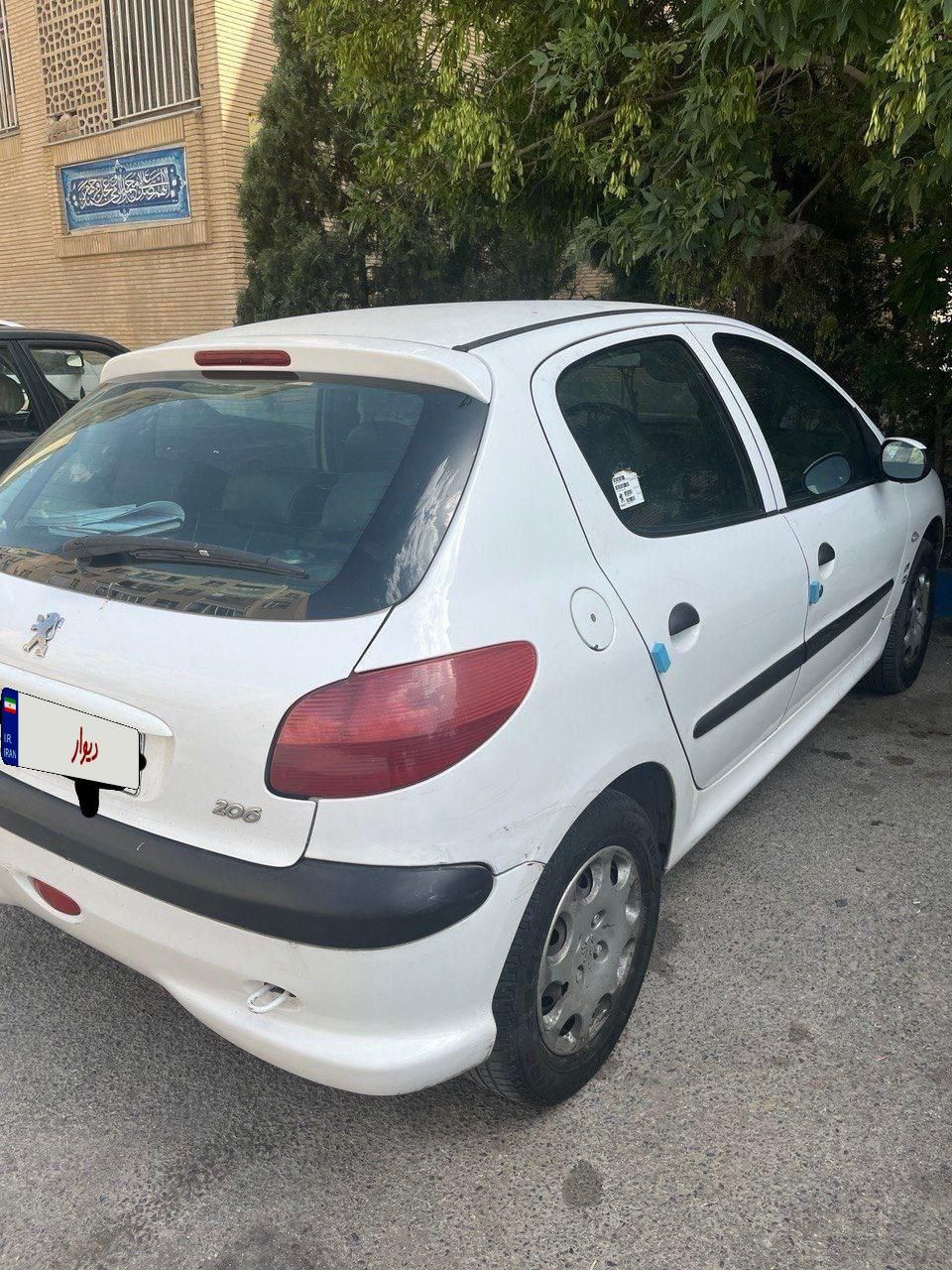 پژو 206 تیپ 5 - 1390