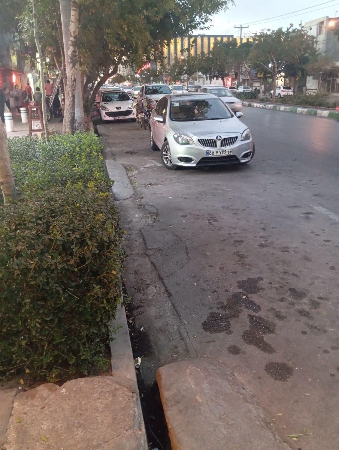 خودرو برلیانس، H320 آگهی ann_18225758