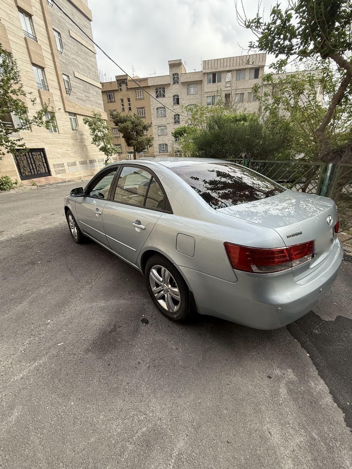 هیوندای سوناتا دنده‌ای NF 2400 - 2006