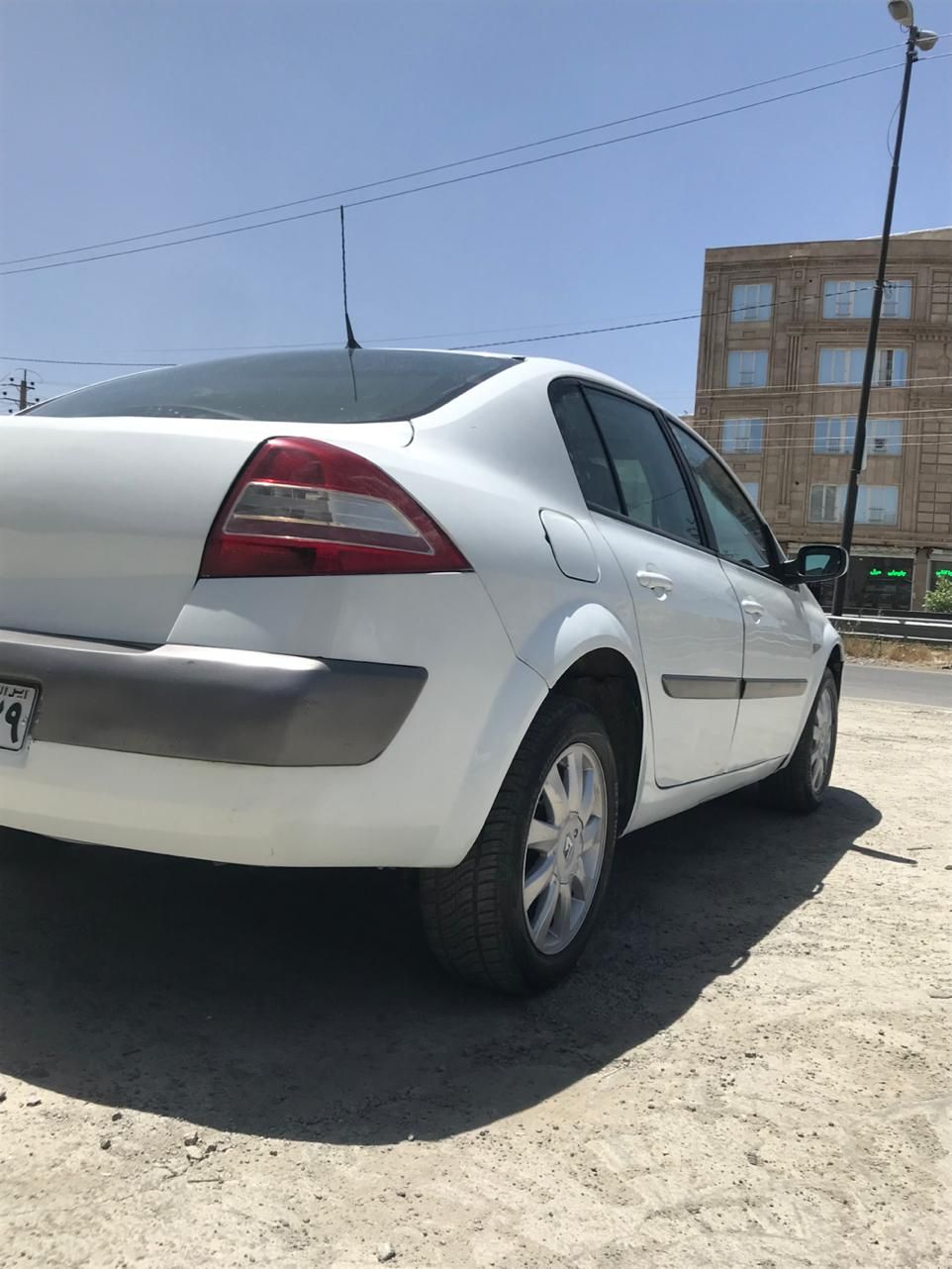 رنو مگان پارس خودرو 2000 - 2012