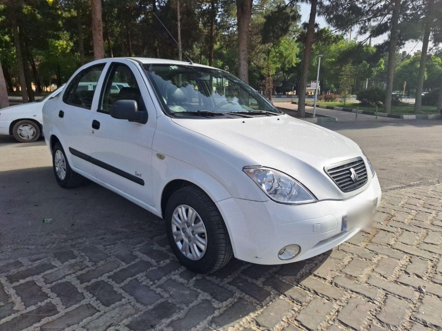 تیبا صندوق دار SX - 1393