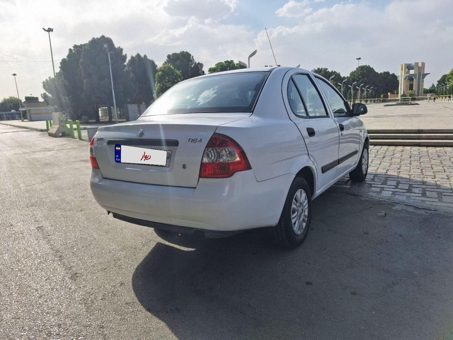 تیبا صندوق دار SX - 1393
