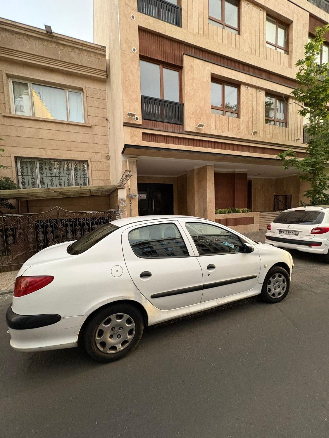 پژو 206 SD v8 - 1394