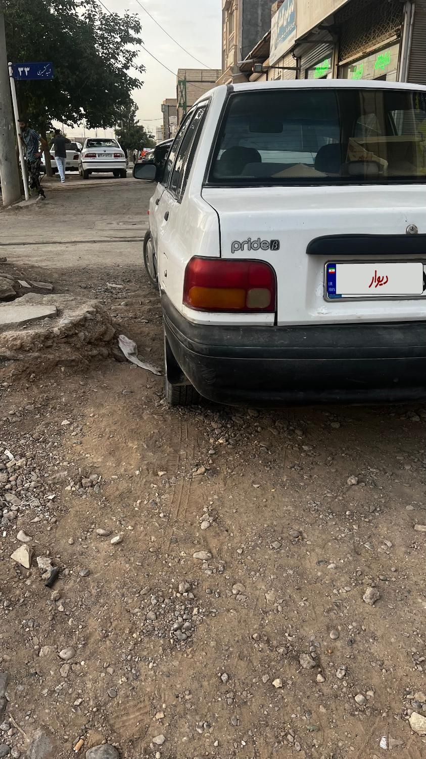 پراید صبا دنده‌ای - 1383