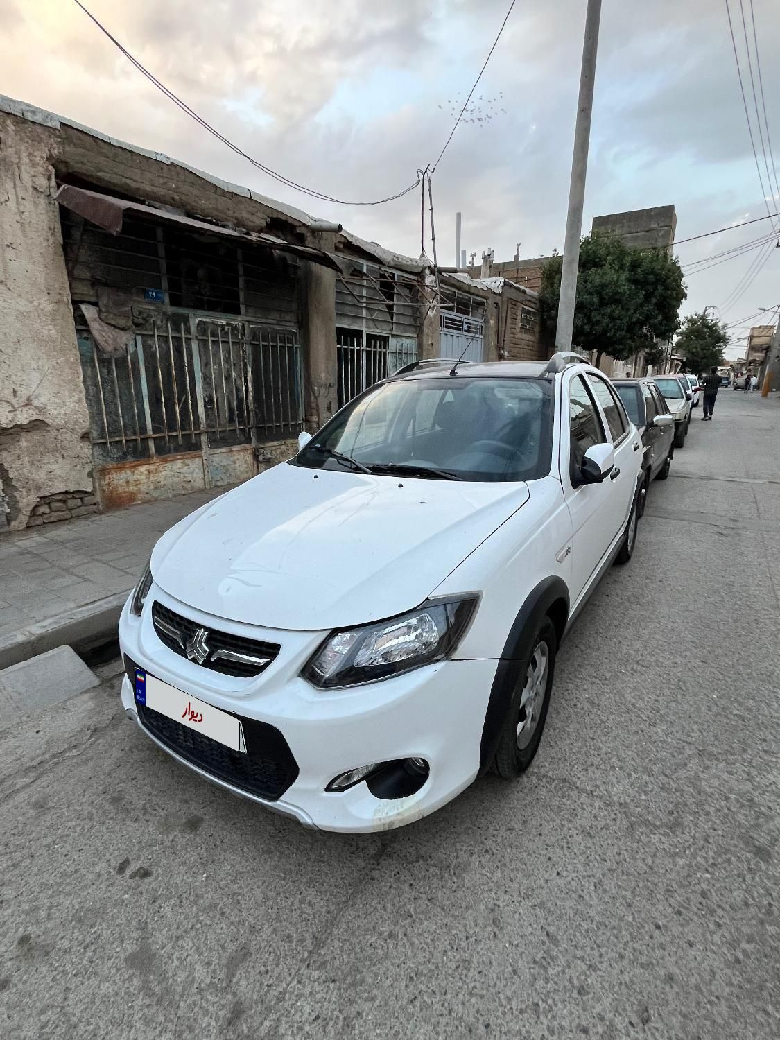 خودرو کوییک، R آگهی ann_18226970
