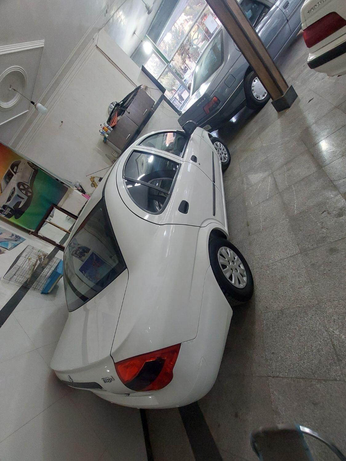 تیبا صندوق دار SX - 1400