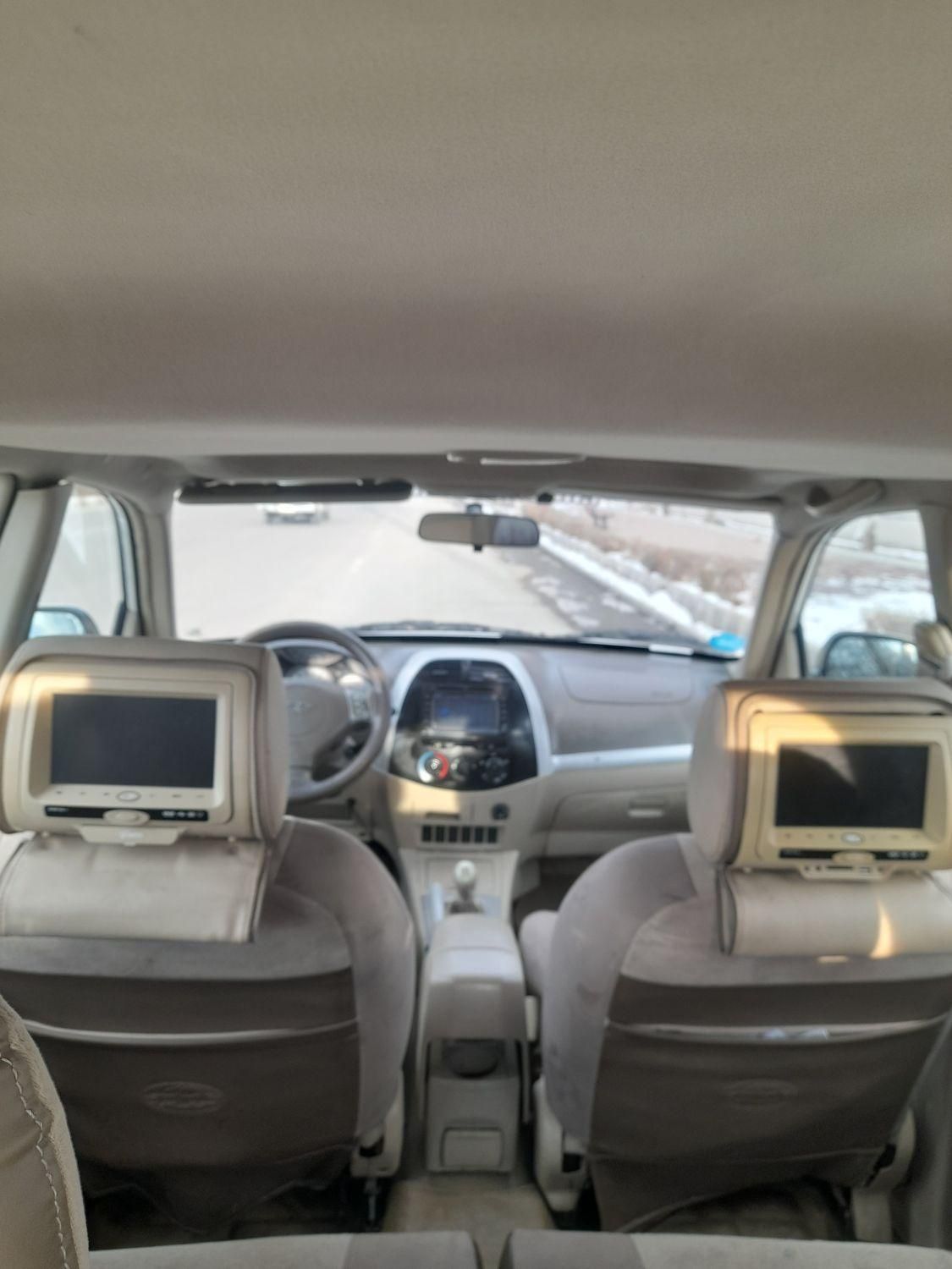 ام وی ام X33 دنده‌ای ساده - 2012