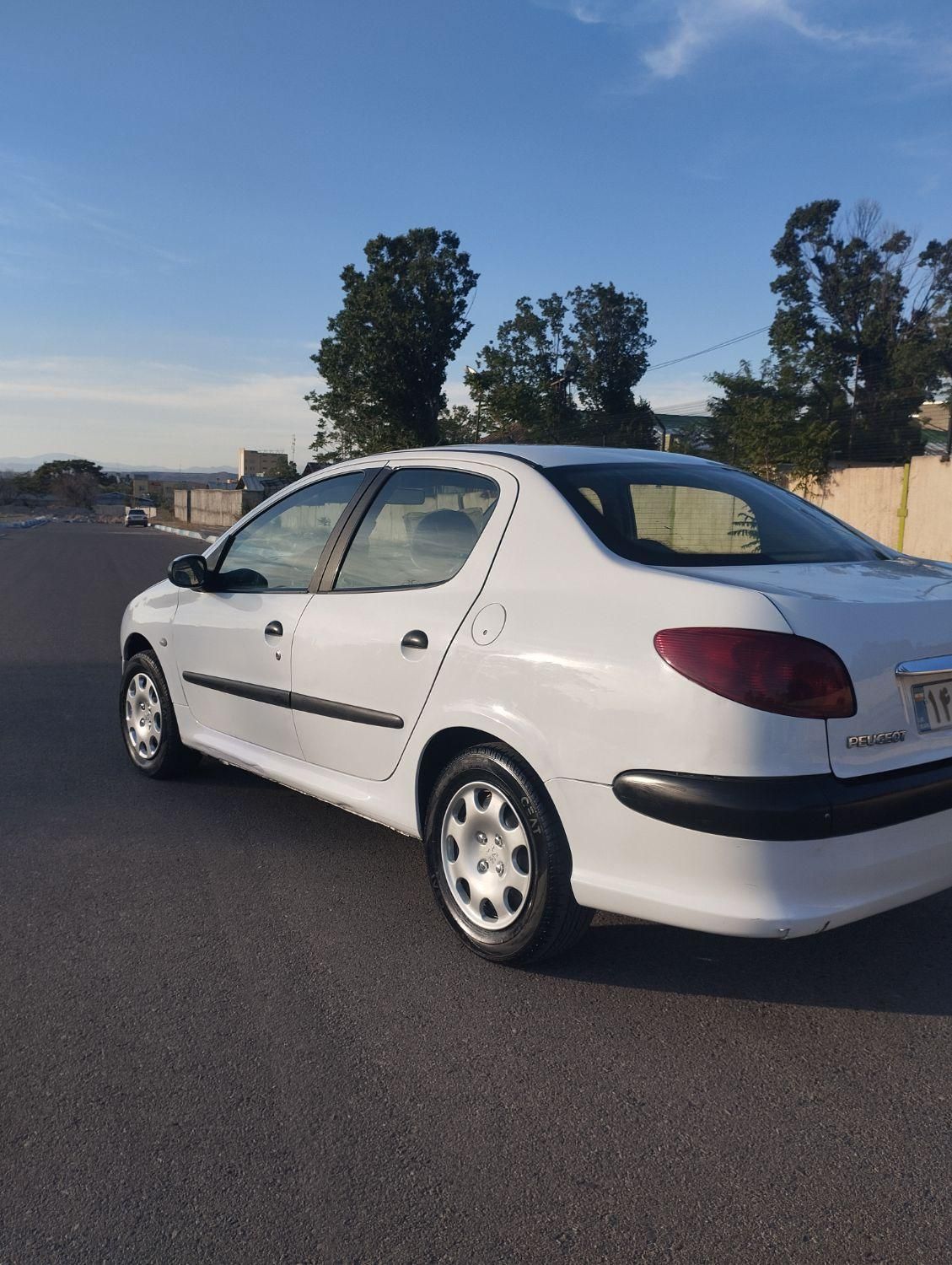 پژو 206 SD v8 - 1390