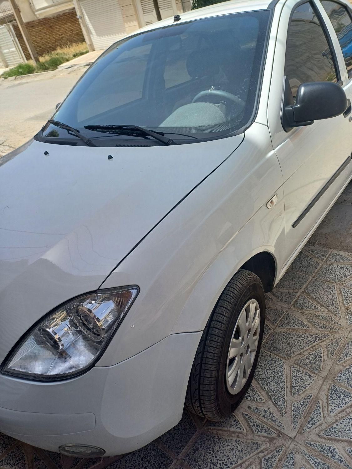 تیبا صندوق دار SX - 1400