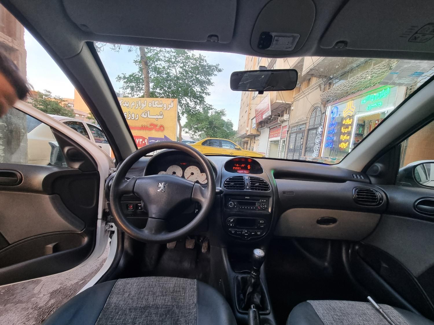پژو 206 SD v8 - 1392