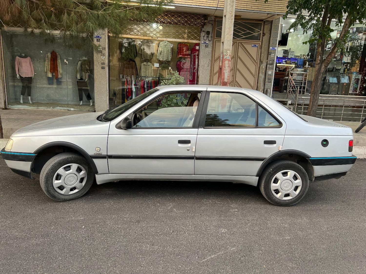 پژو 405 GLX - دوگانه سوز - 1397