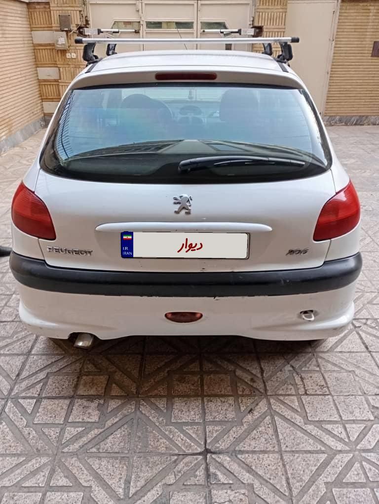پژو 206 تیپ 3 - 1390