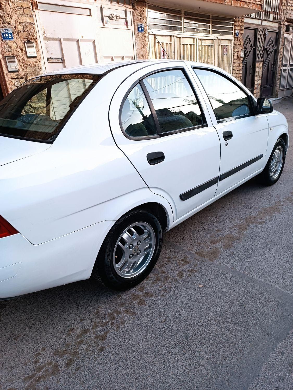 تیبا صندوق دار EX - 1393