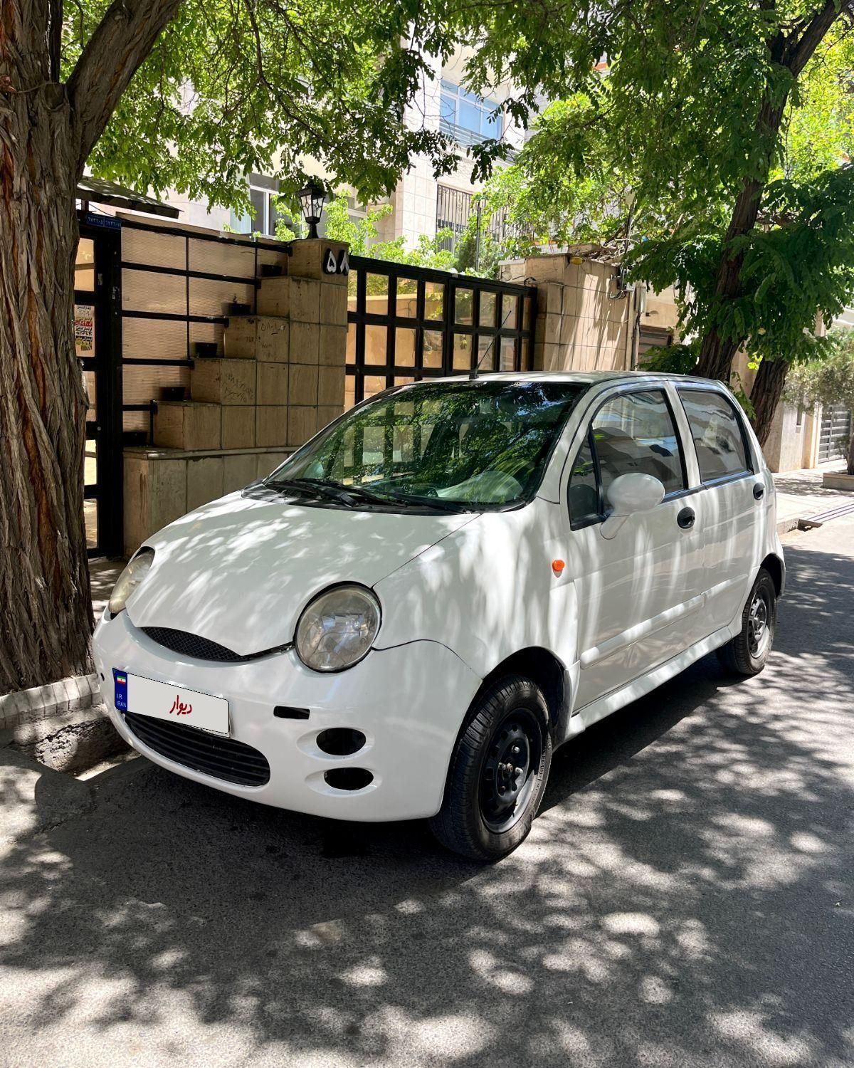 ام وی ام 110 چهار سیلندر دنده ای - 2011