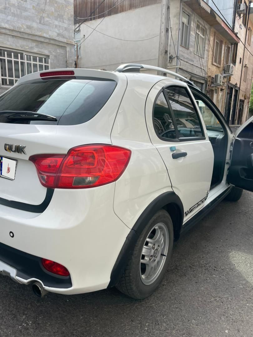 کوییک R دنده‌ای - 1399