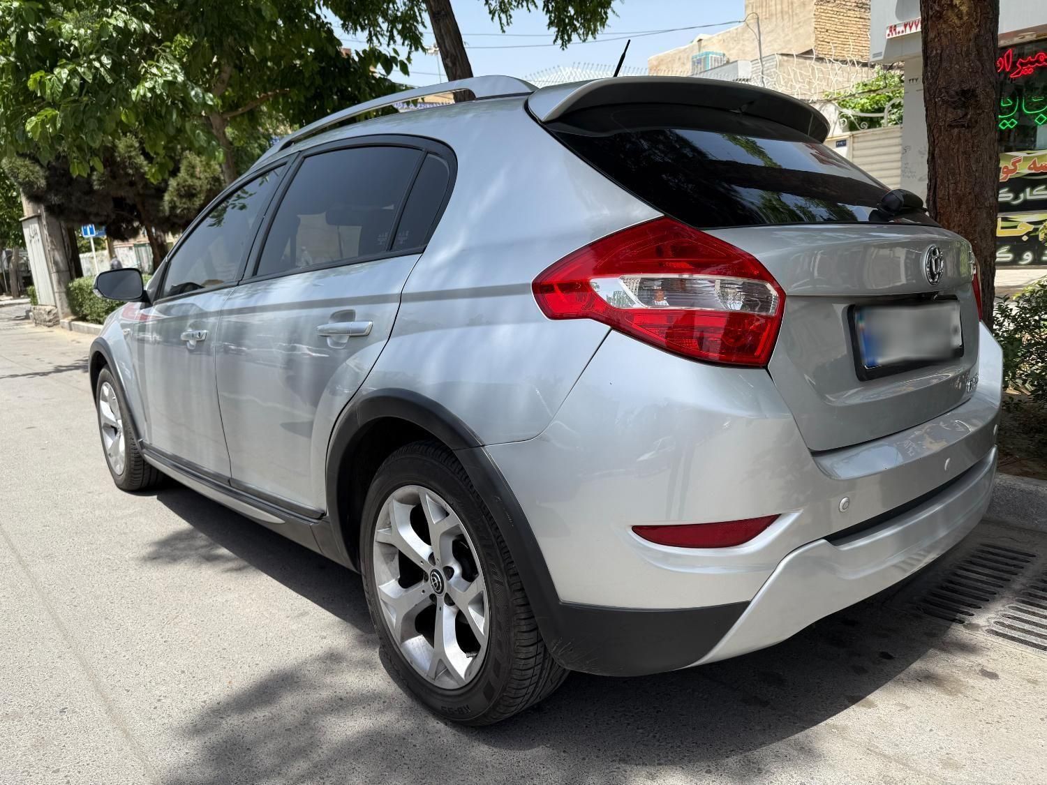 برلیانس H320 اتوماتیک 1650 - 2018