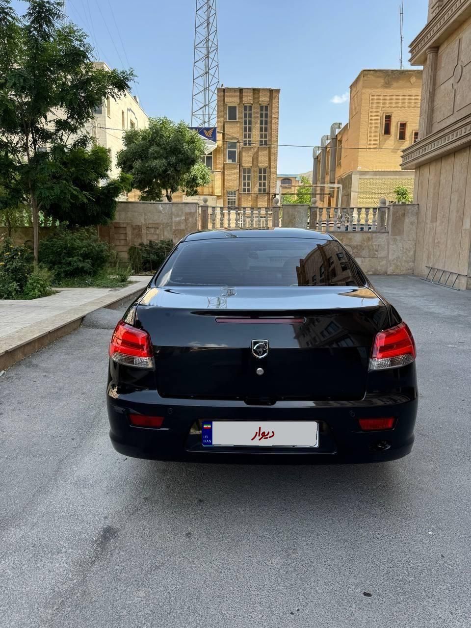 رانا پلاس دنده‌ای - 1400