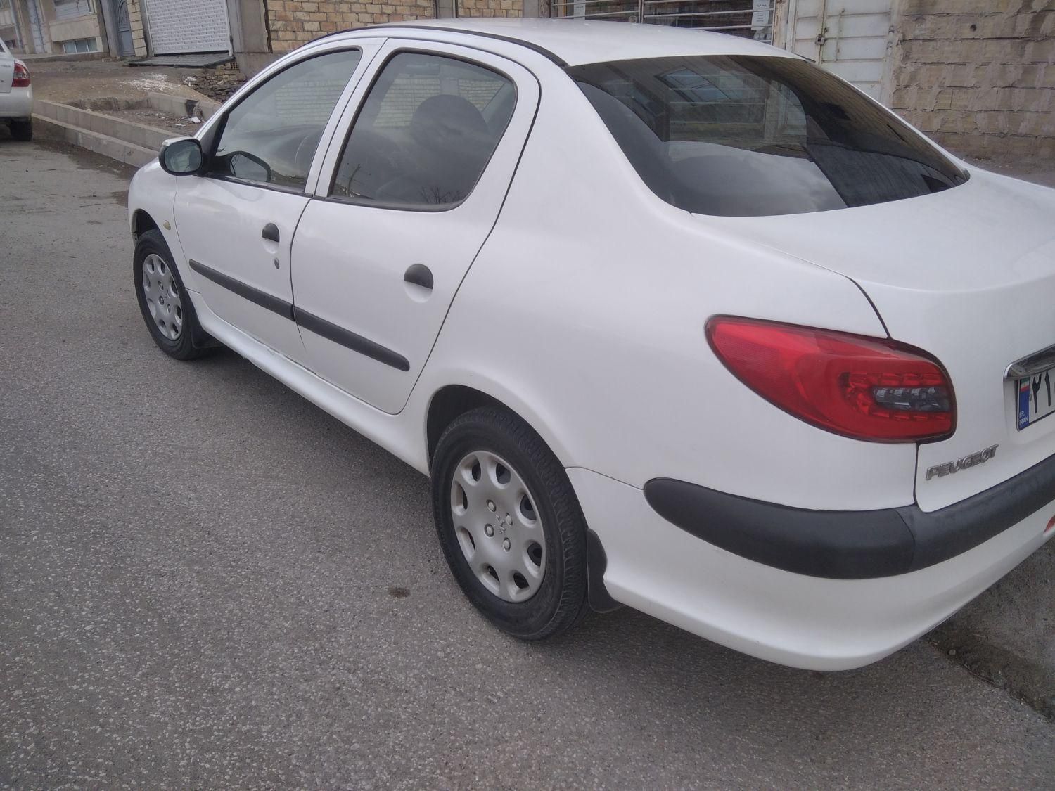 پژو 206 SD v8 - 1390