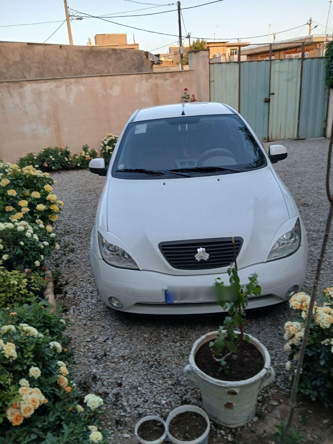 تیبا صندوق دار SX - 1400