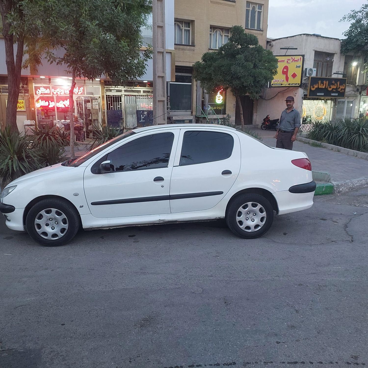 پژو 206 SD v8 - 1395