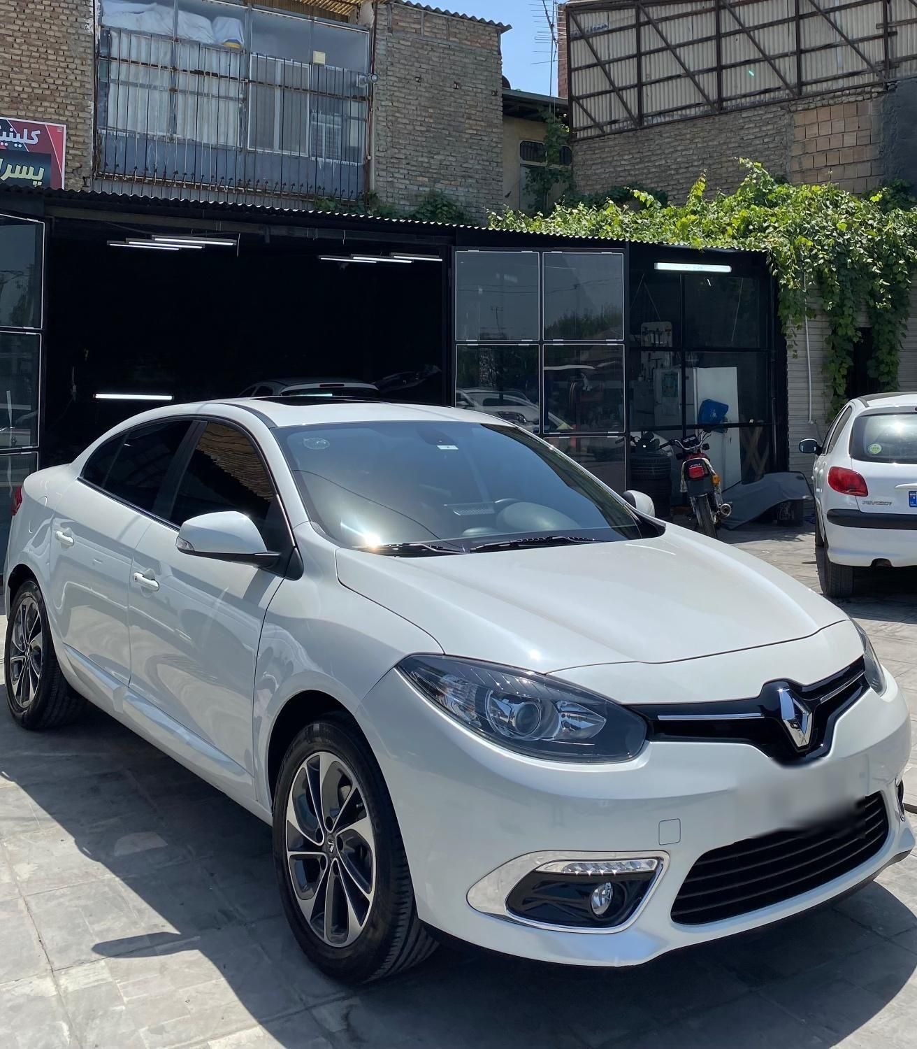 خودرو رنو، فلوئنس آگهی ann_18229987
