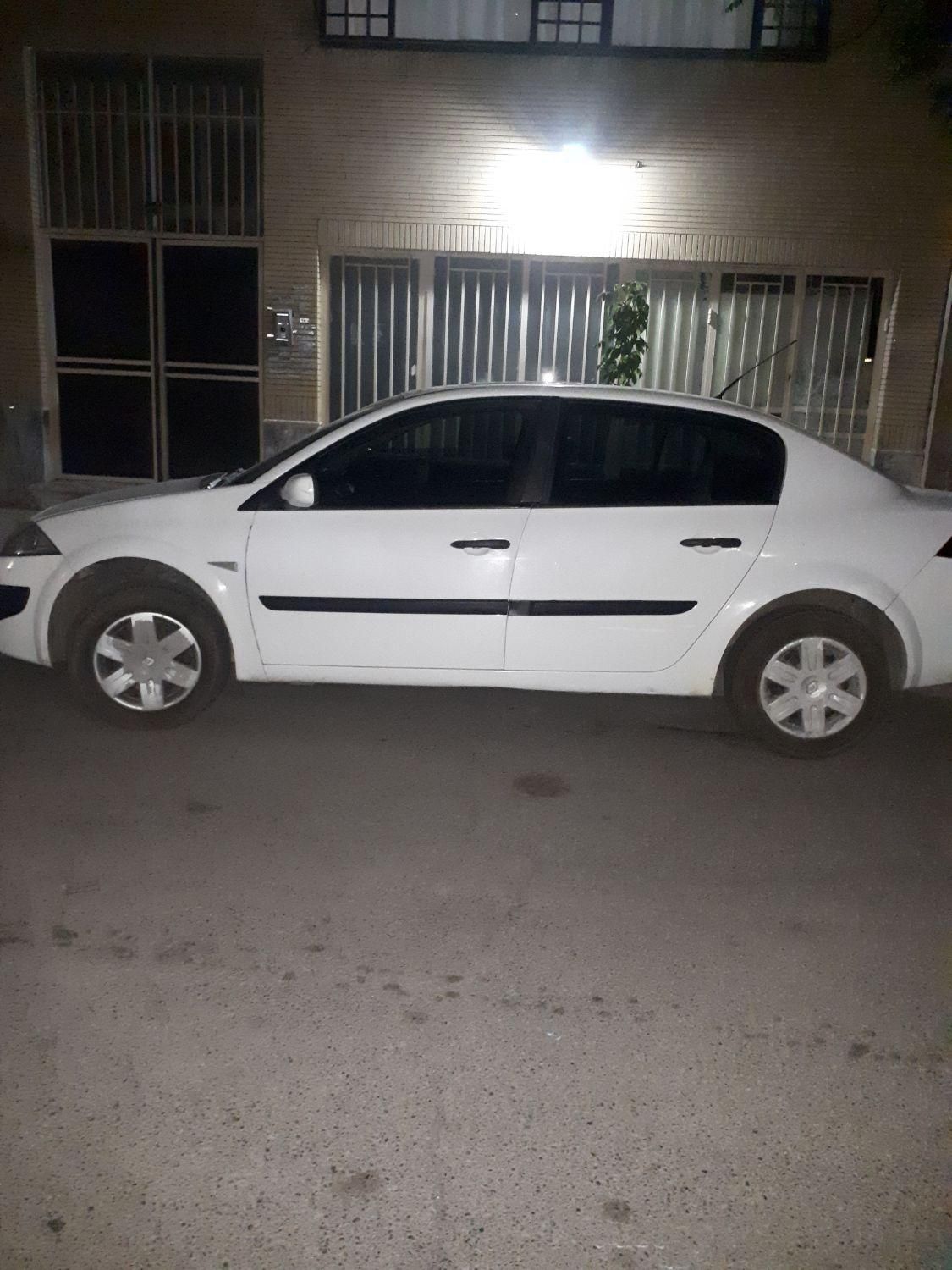 رنو مگان دنده‌ای 1600 - 2008