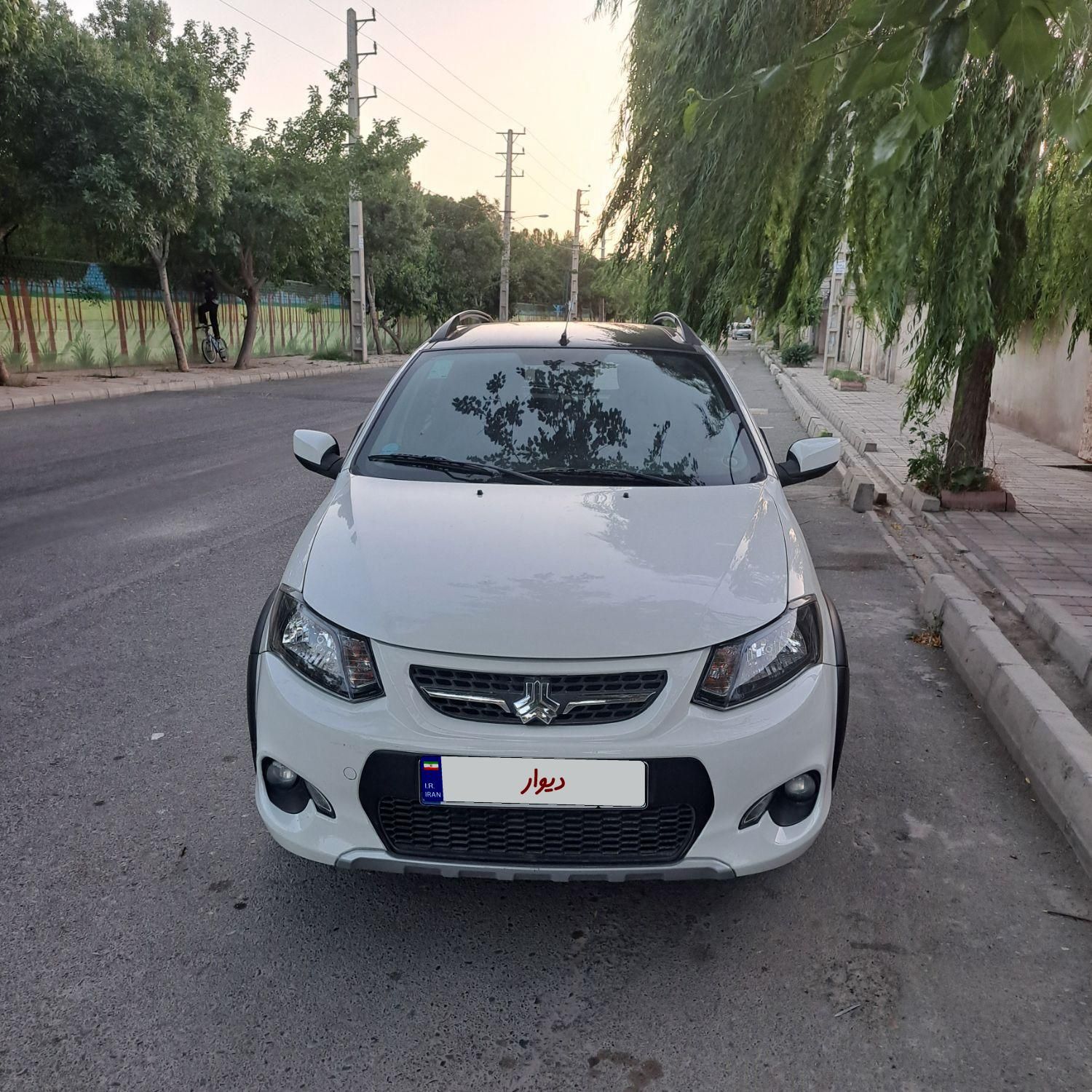 کوییک R دنده‌ای - 1402