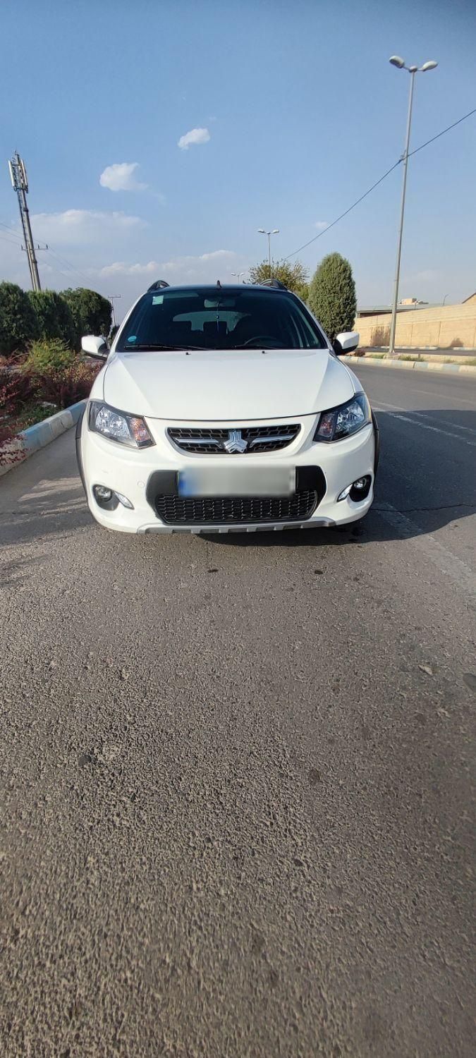 کوییک R دنده‌ای - 1402