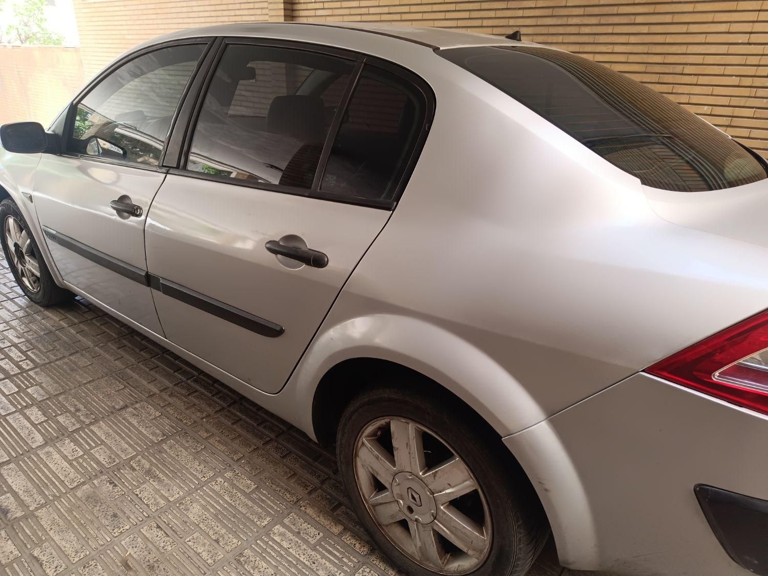 رنو مگان اتوماتیک 2000 - 2006