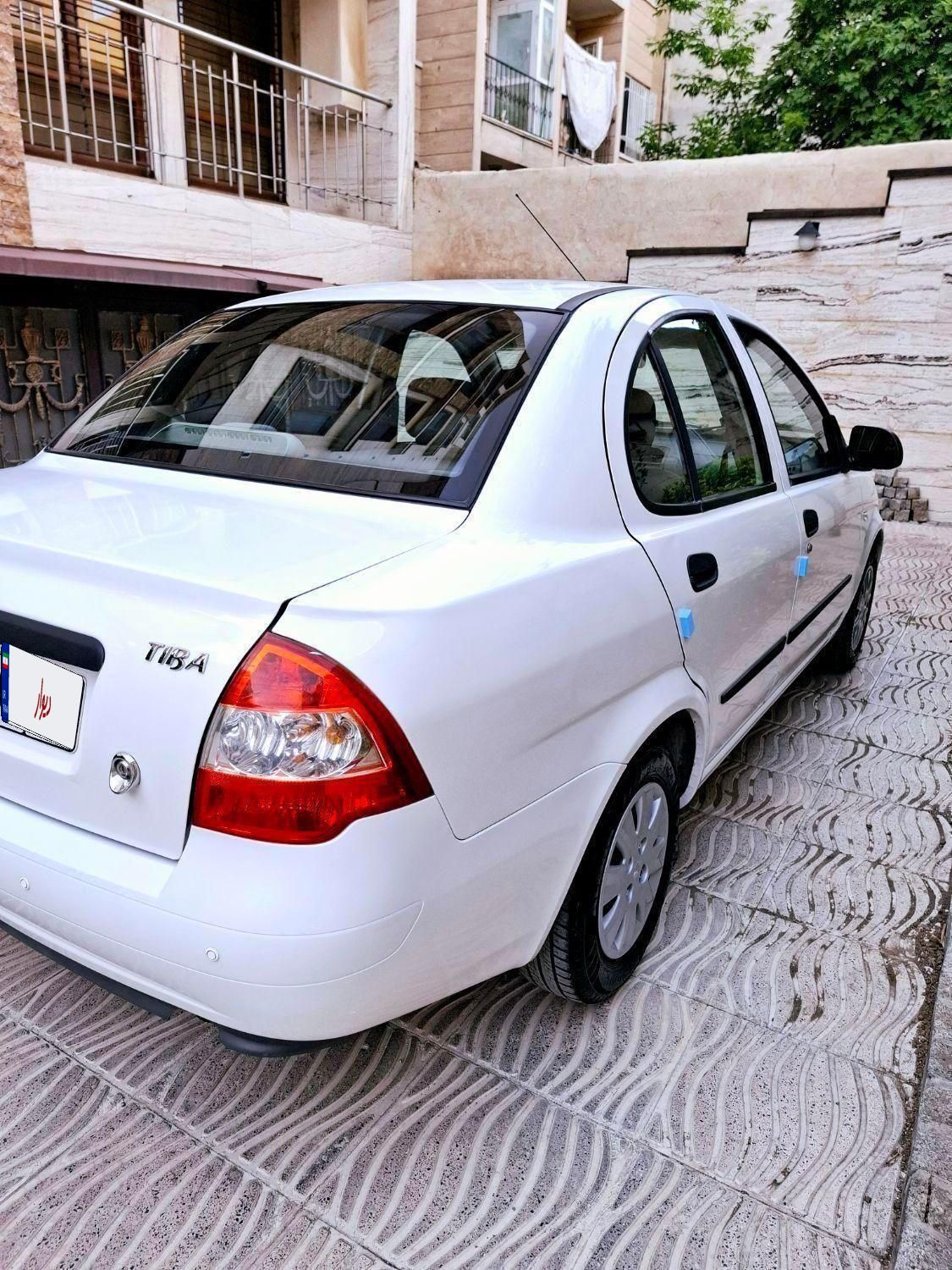 تیبا صندوق دار SX - 1400