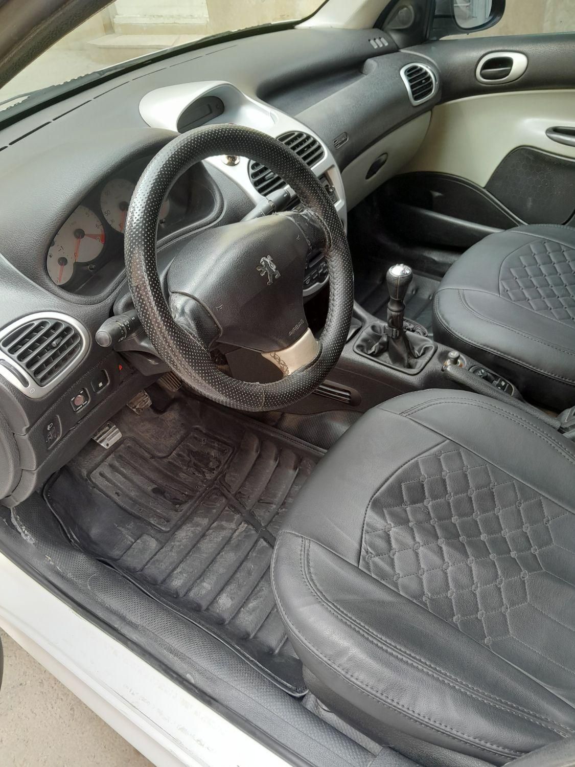 پژو 206 SD v8 - 1390