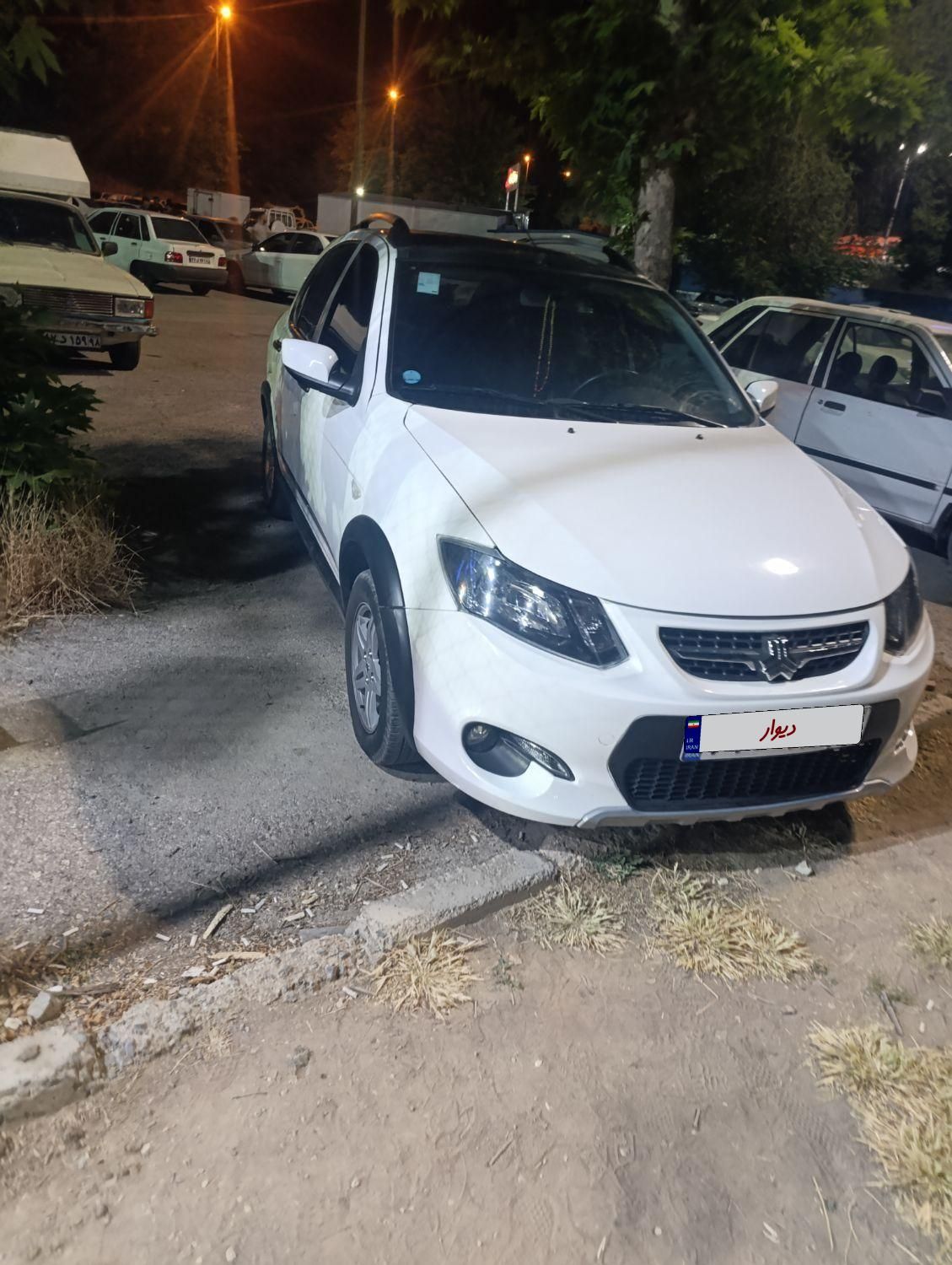 خودرو کوییک، R آگهی ann_18231917
