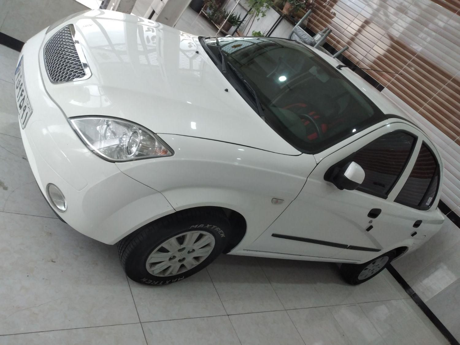 تیبا صندوق دار SX - 1399