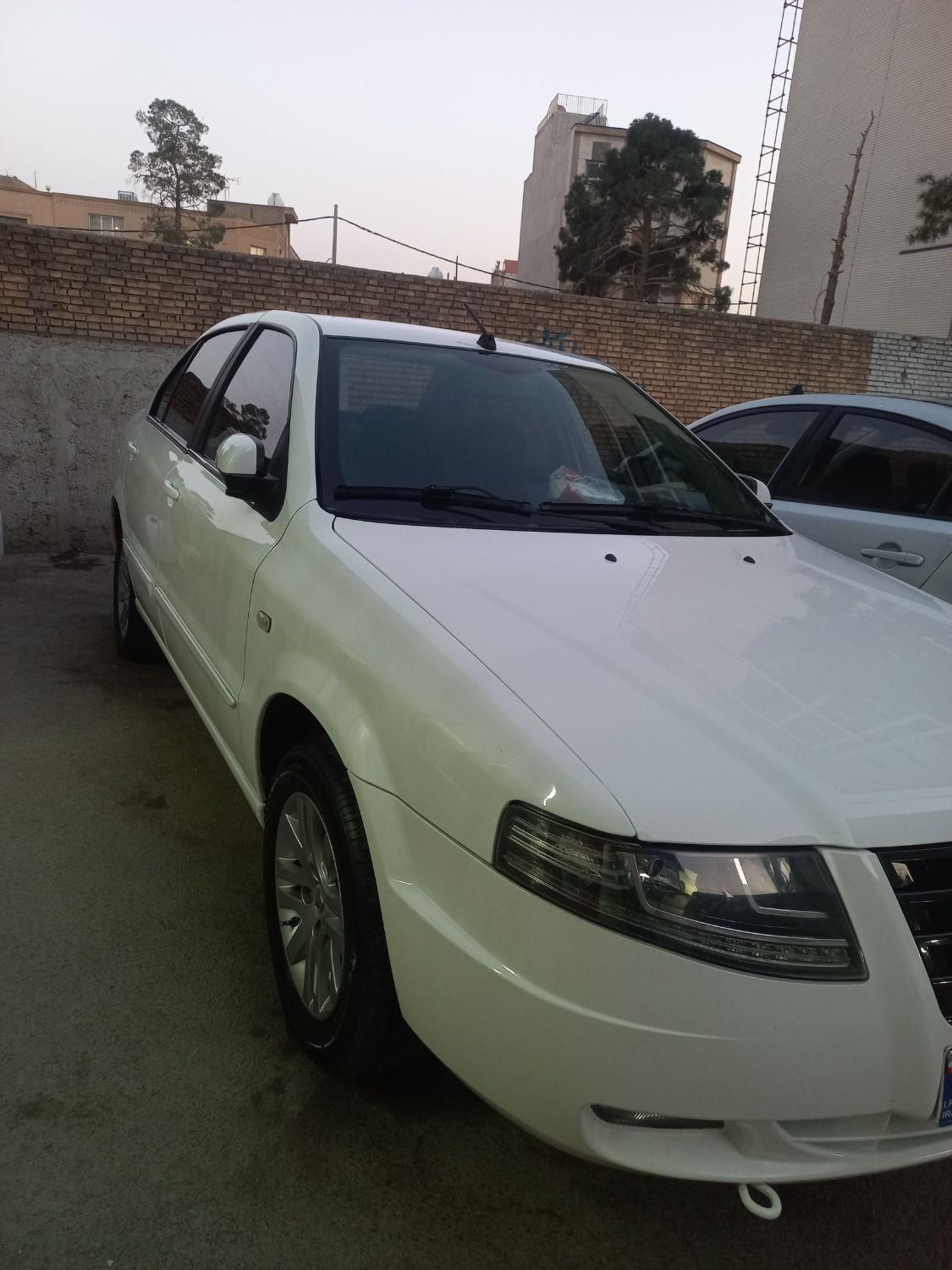 سمند سورن پلاس EF7 بنزینی - 1400