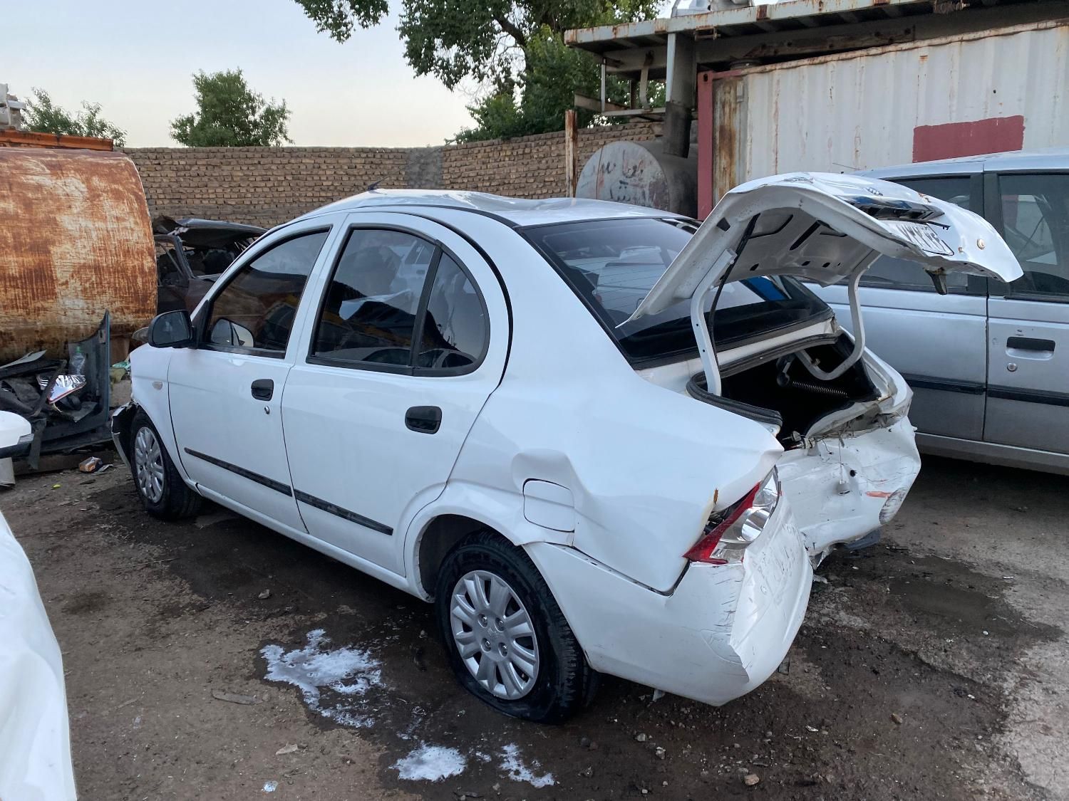 تیبا صندوق دار SX - 1396
