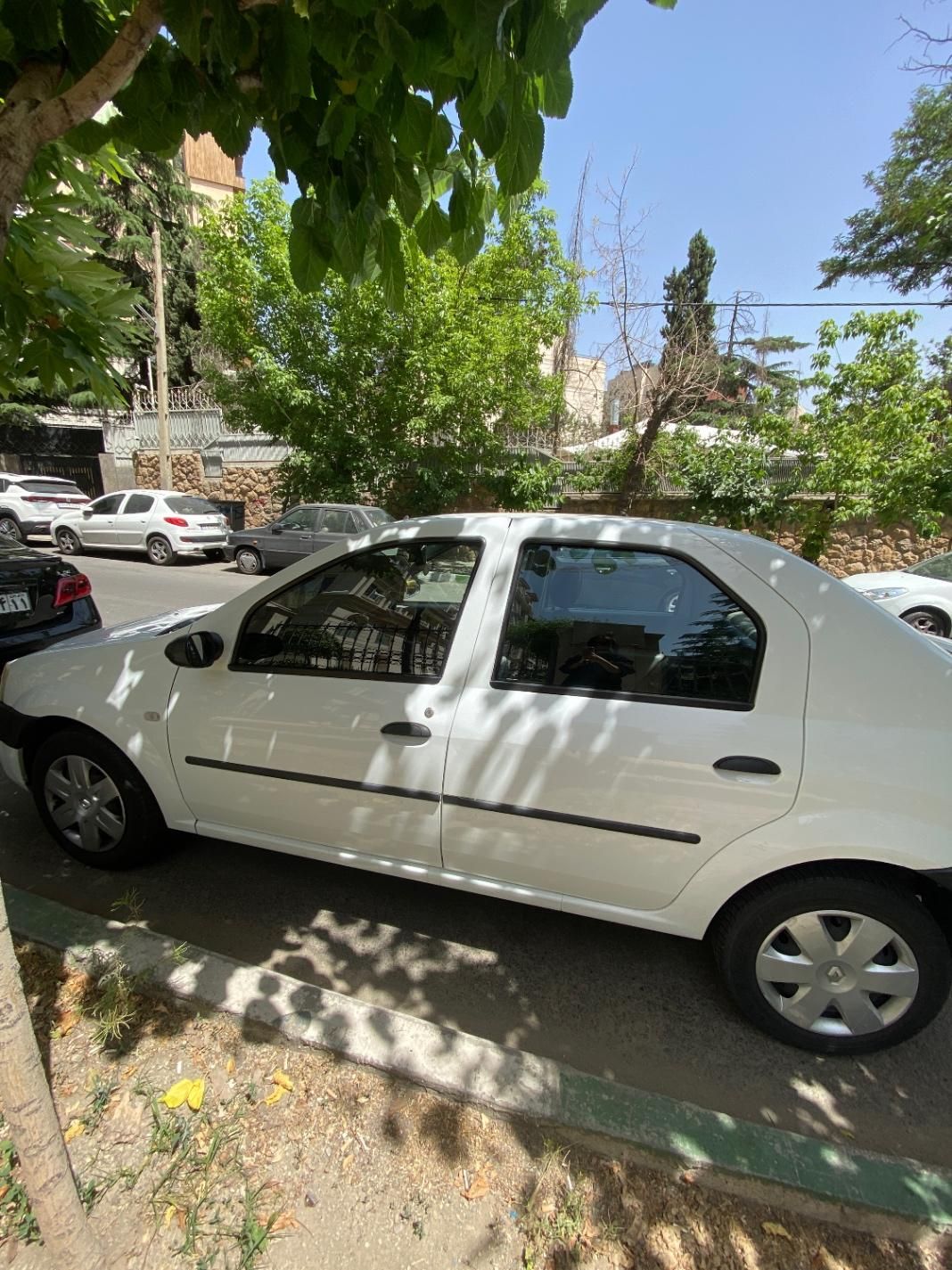 خودرو رنو، تندر 90 آگهی ann_18233459