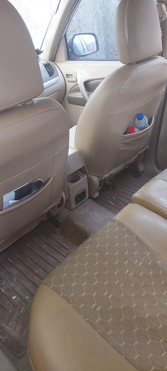 ام وی ام X33 دنده‌ای ساده - 2012