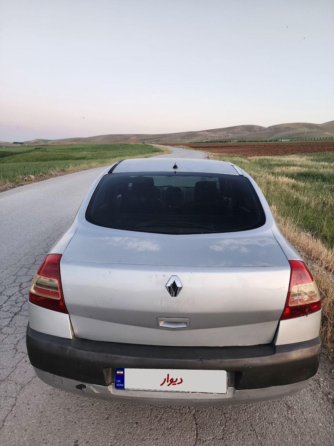 رنو مگان دنده‌ای 1600 - 2008