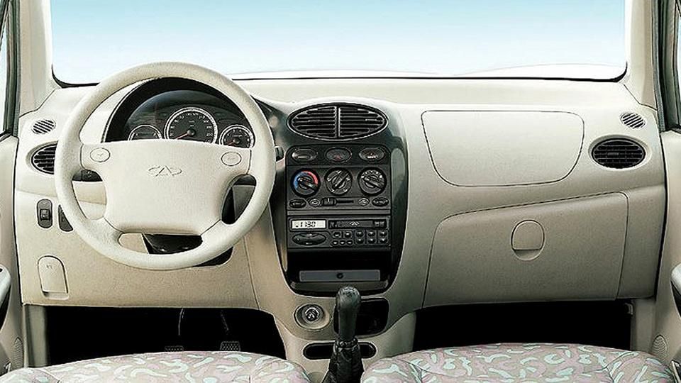ام وی ام 110 چهار سیلندر اتوماتیک - 2010