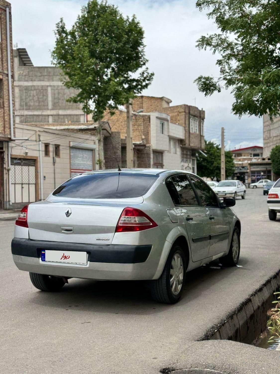 رنو مگان پارس خودرو 1600 E2 - 2009