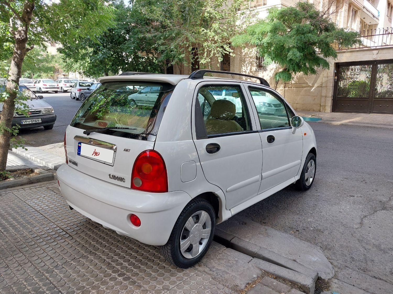 ام وی ام 110 چهار سیلندر اتوماتیک - 2011