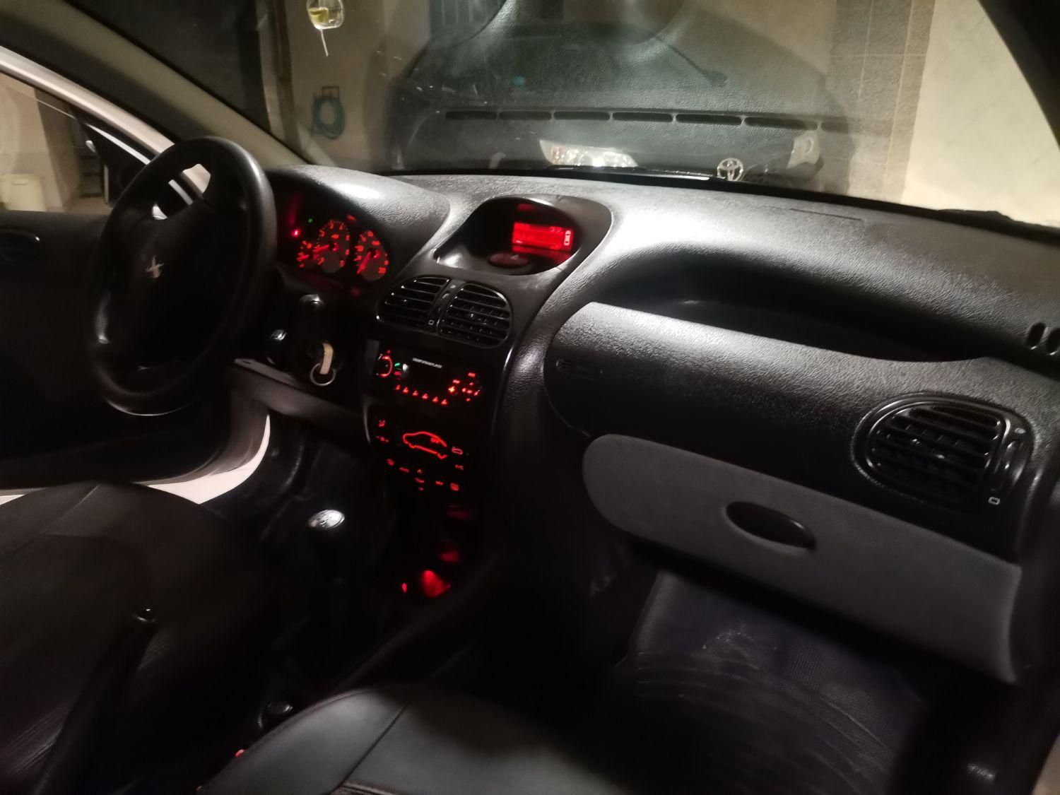 پژو 206 SD v8 - 1399