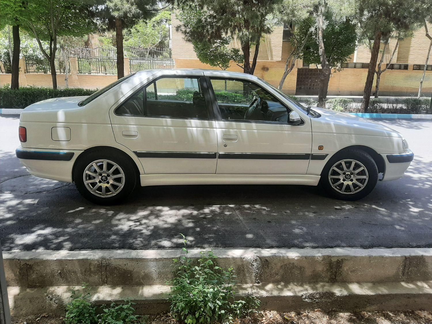 پژو پارس سال - 1393
