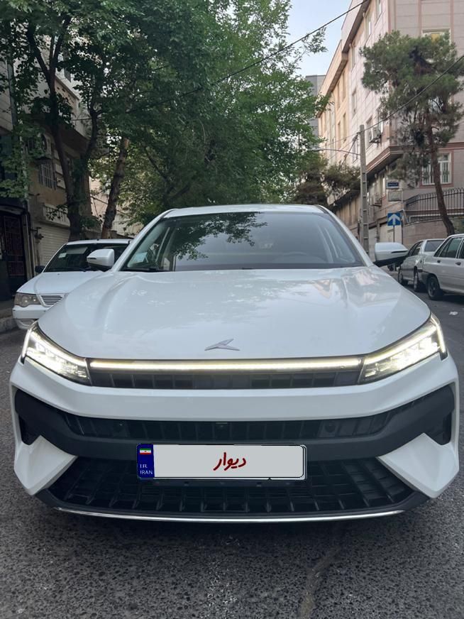 خودرو کی ام سی، J7 آگهی ann_18234579