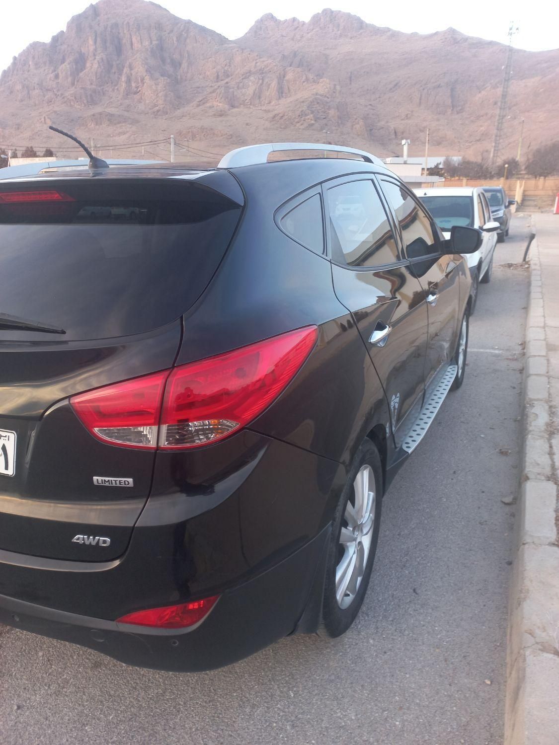 هیوندای توسان 2.4 لیتر - 2011