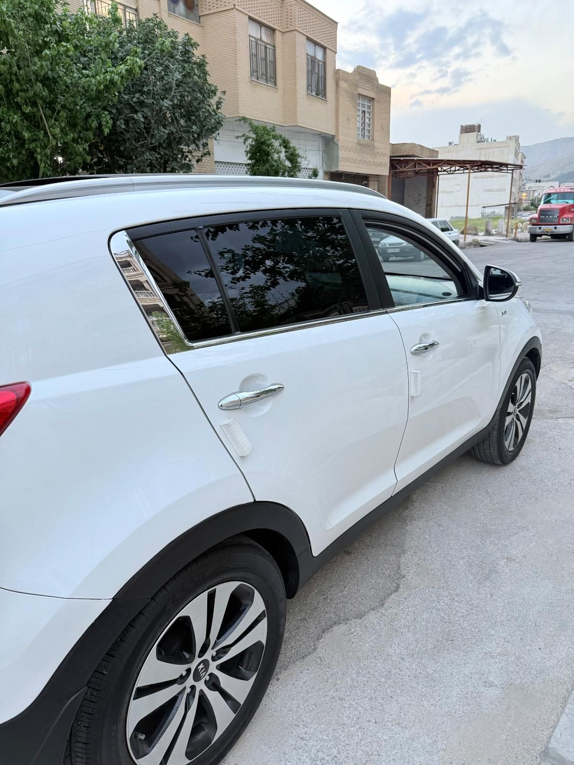 کیا اسپورتیج 4 سیلندر 2400cc - 2012