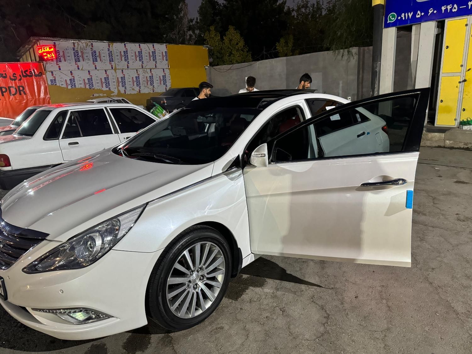 هیوندای سوناتا فول YF - 2014