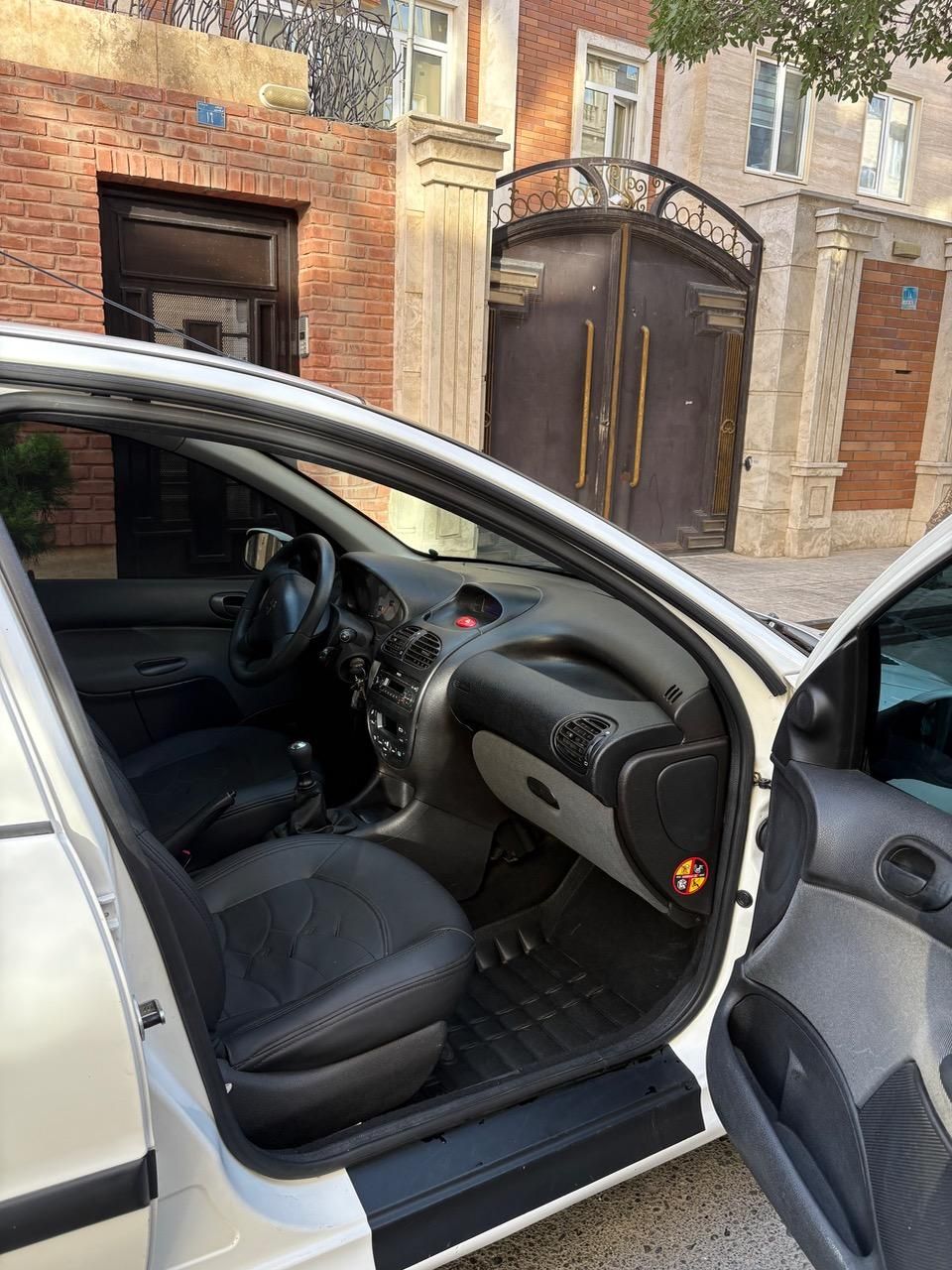 پژو 206 SD v8 - 1396