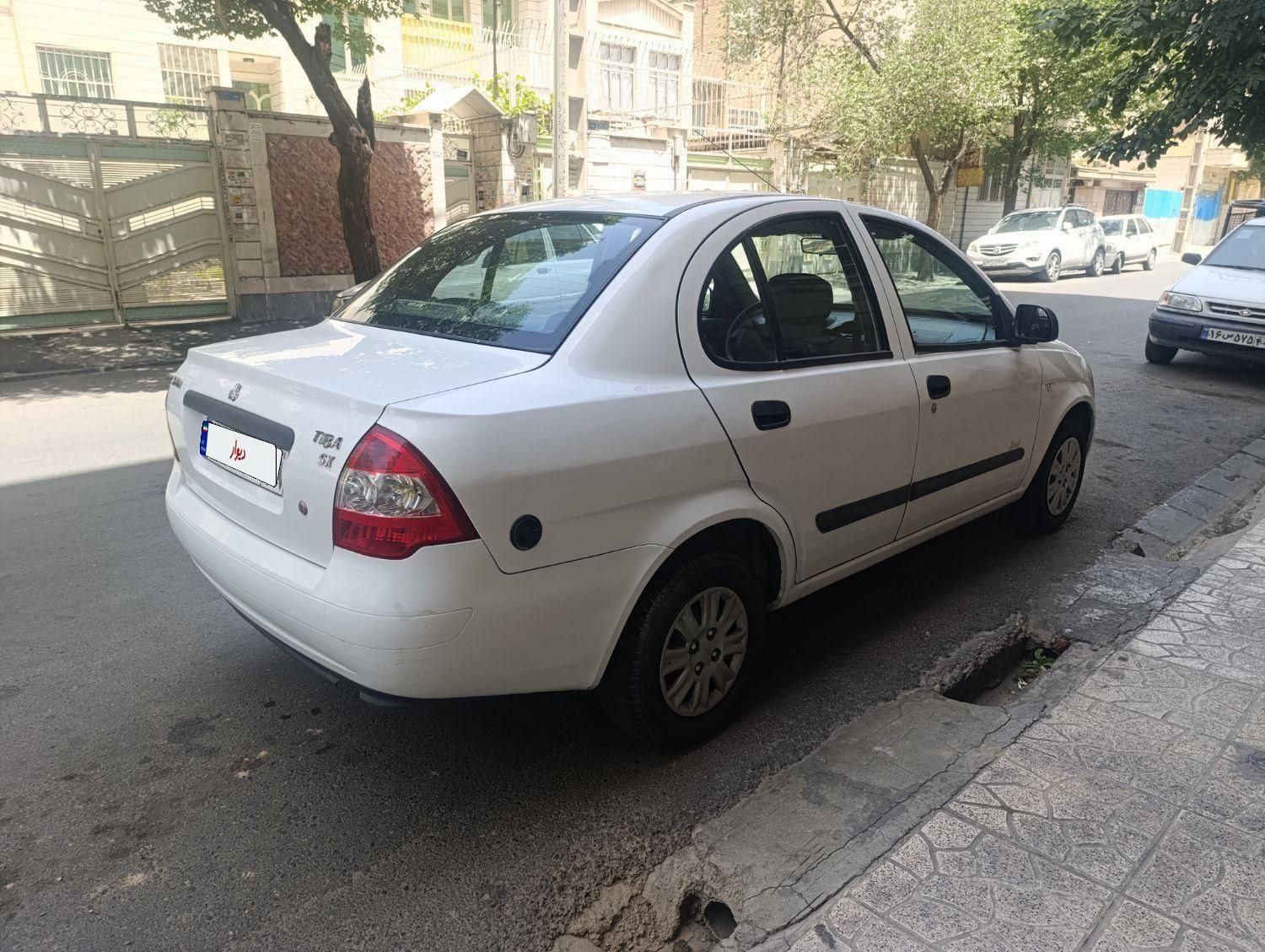 تیبا صندوق دار SX - 1393